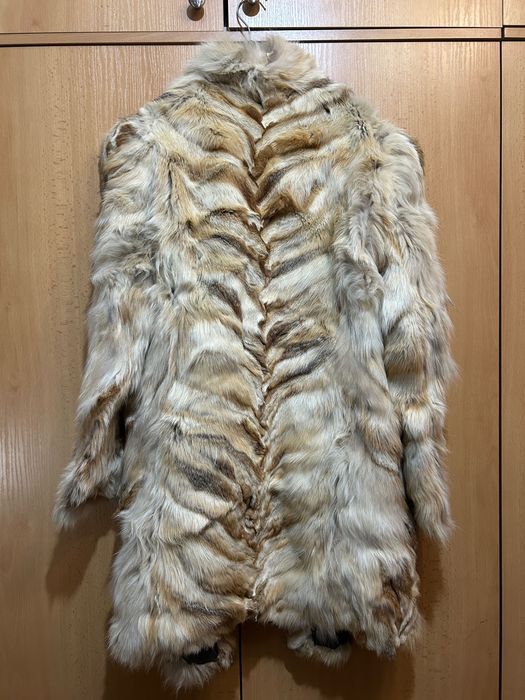 Дамско палто от естествена лисича кожа