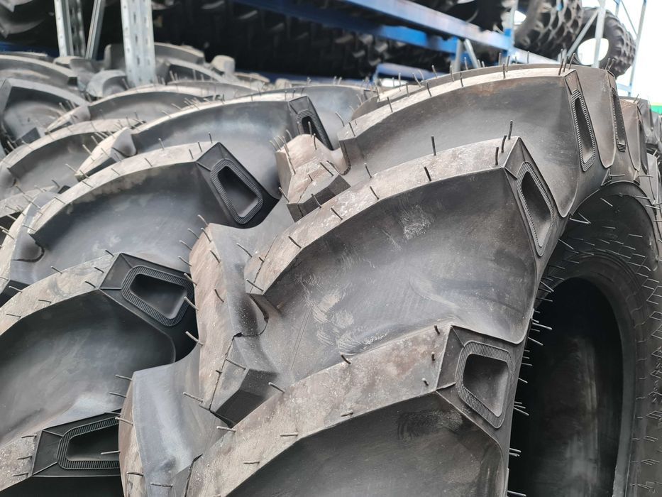 Cauciucuri noi combina sau tractor 18.4-30 PANTHER 16PR anvelope R30