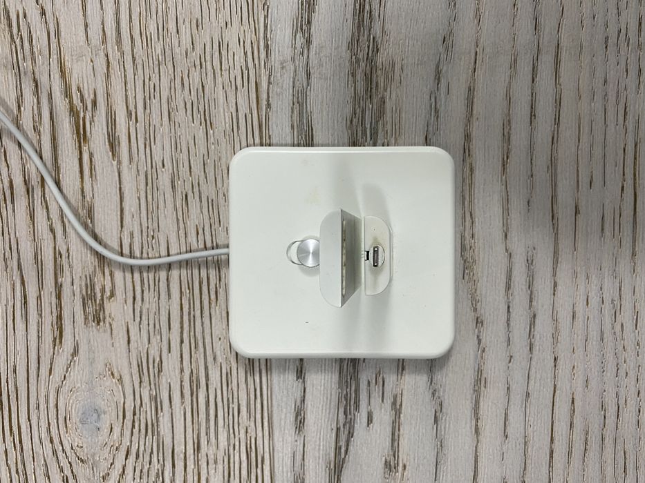 Vand suport incarcare iPhone hiRise Twelve South