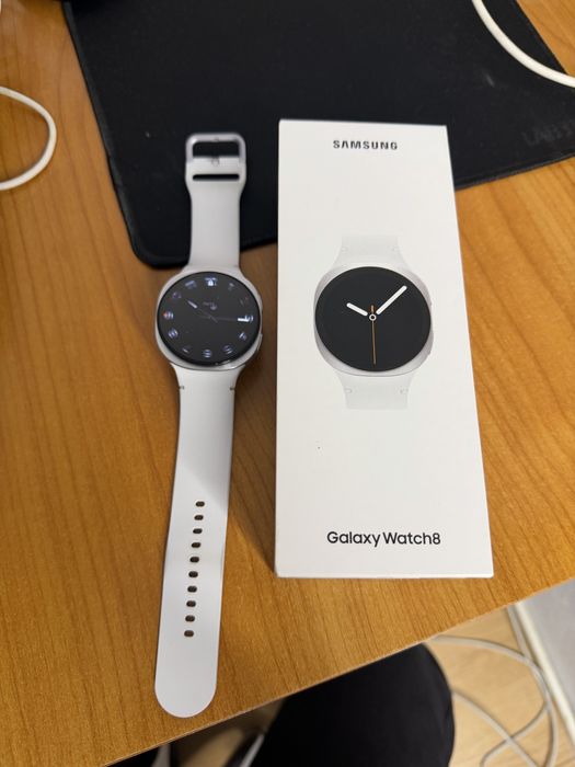 Samsung Galaxy Watch 8 - 44 mm - White - Garantie