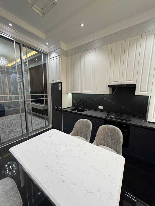 Продается 2-х комнатная квартира на Чинабаде