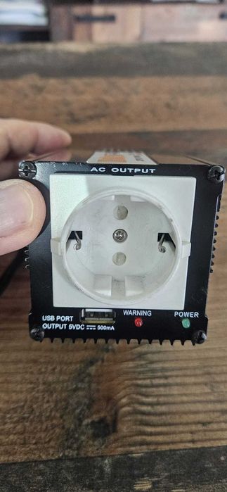 Invertor auto Intelligent DC → AC