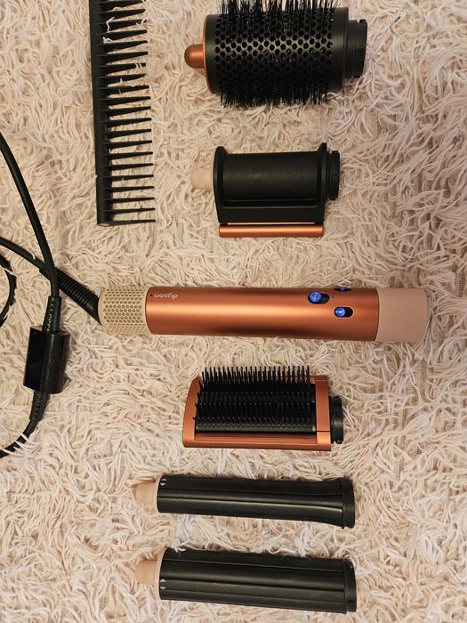 Dyson Airwrap сешоар