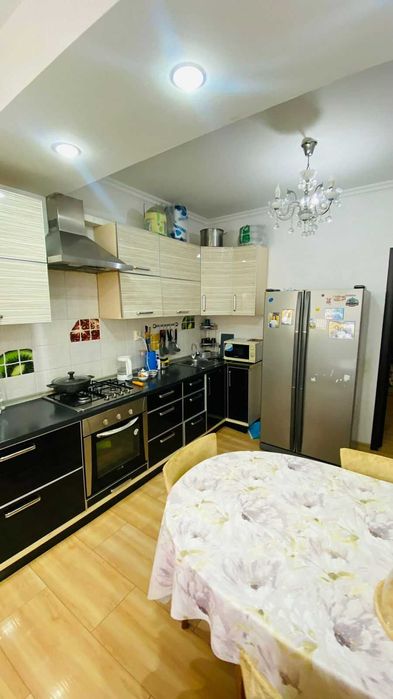 Продам 4х комн кв Нектар Батыс