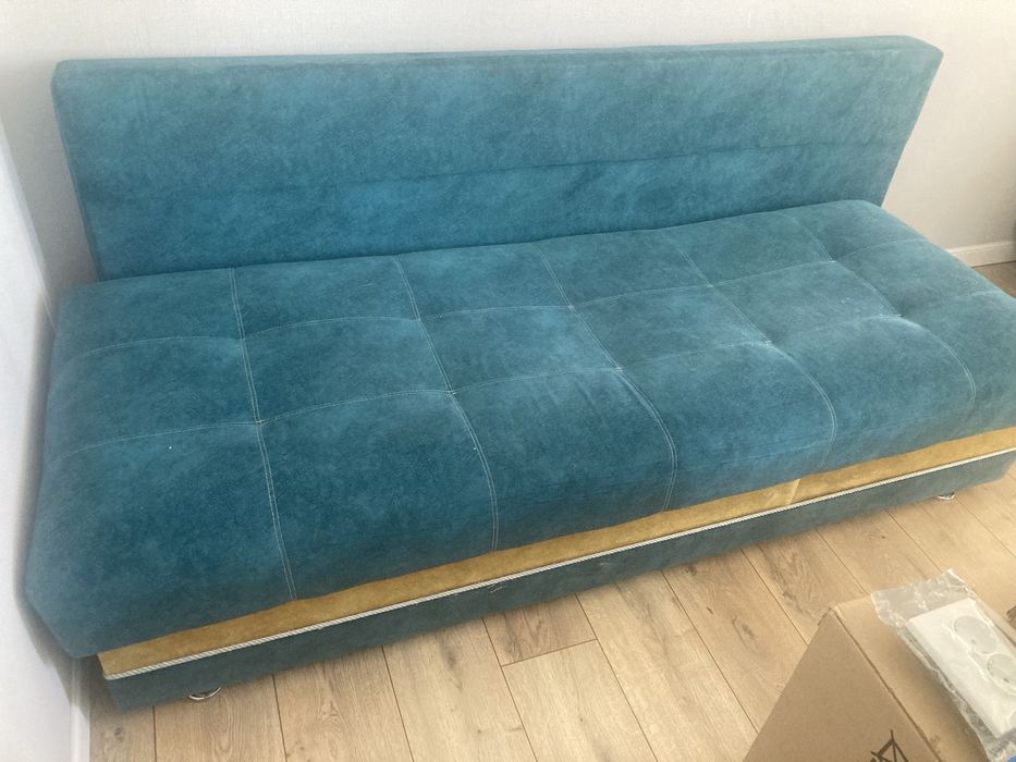 Продам два дивана бу