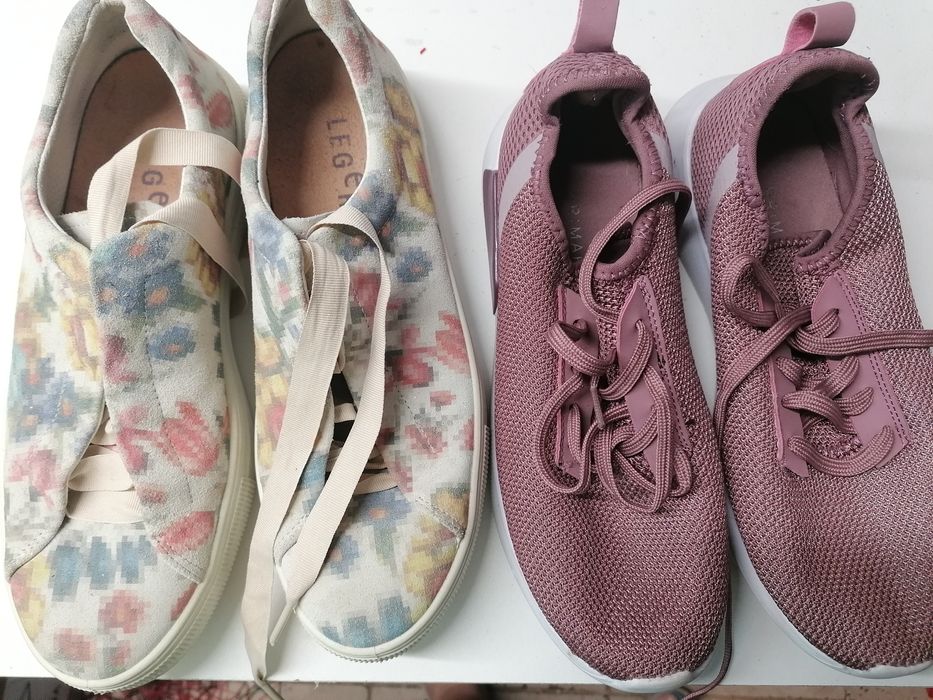 Vând pantofi sport pt femei