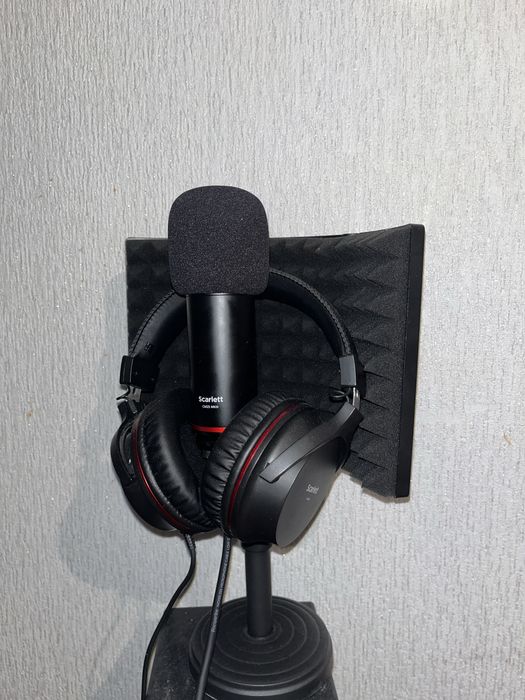 Звуковая карта Focusrite Scarlett Solo Studio