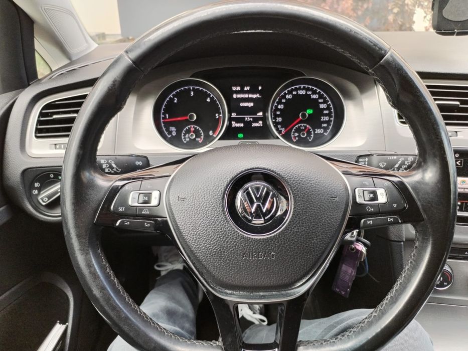 Vând VW Golf VII