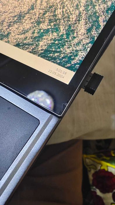 Ноутбук дуо 2 мониторли без бренд