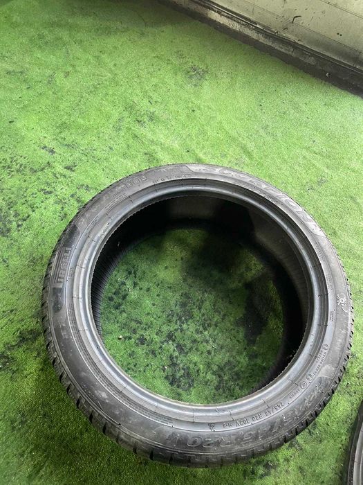 Anvelope iarnă 285/40/20 - 245/45/20 Pirelli