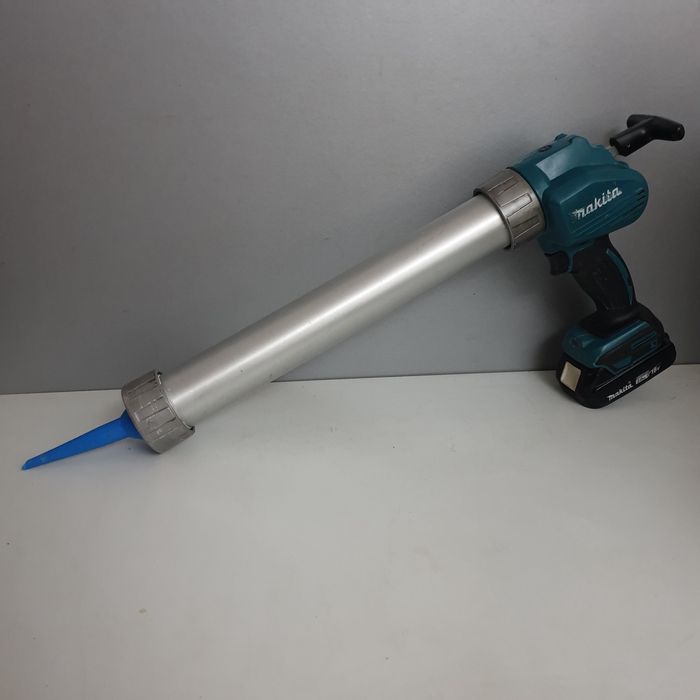 Makita DCG 180 Pistol profesional de silicon Made in Japan