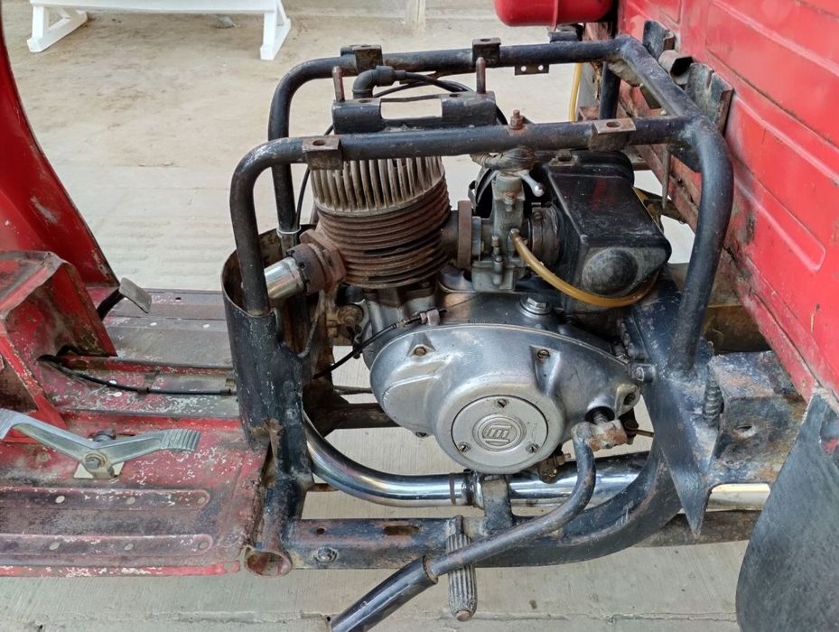 Мотороль Муравей