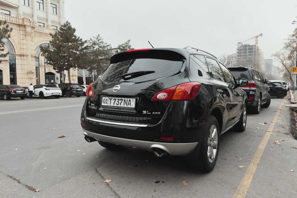Продается автомобиль Nissan Murano
