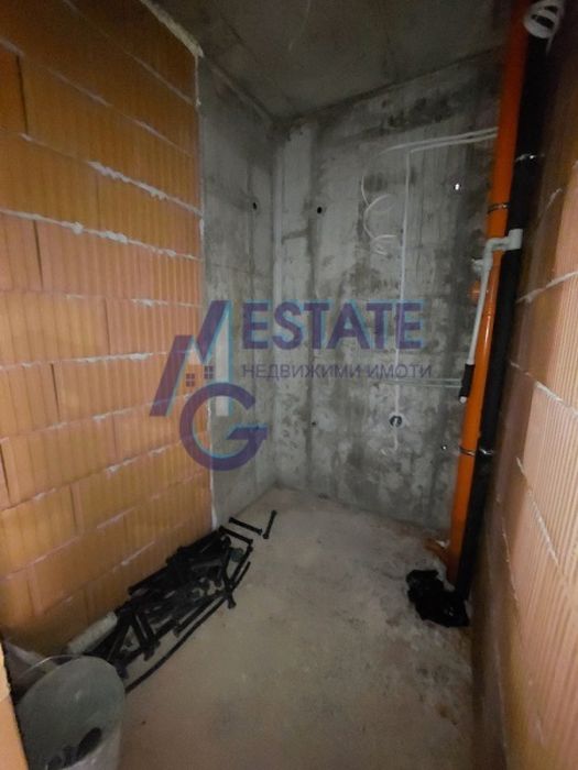 Продава се Двустаен апартамент в София, Студентски град - 64 кв.м за 1315 €/кв.м - Снимка #9