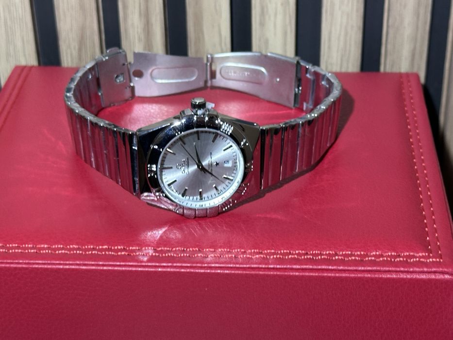 Нов Мъжки Часовник Omega Constellation 39mm с кутия