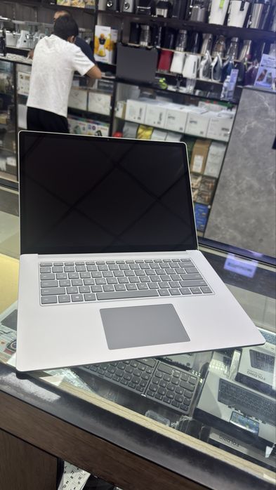 Microsoft Surface Laptop 3 intel i7 1065G7 16GB SSD 256GB 2K IPS 16.0