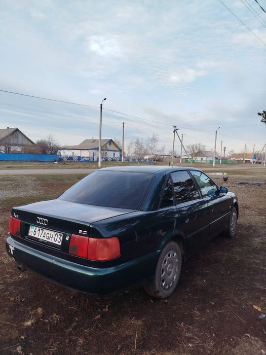 Ауди А6 
Продам Audi A6 C4, 1994 Текст.
Двигатель 2.0