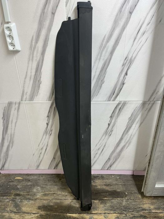 Задна щора за багажник на VW sharan