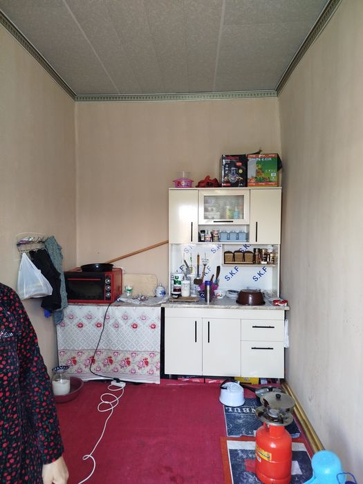 10соток участок с 3-хкомнатным домом времянкой!