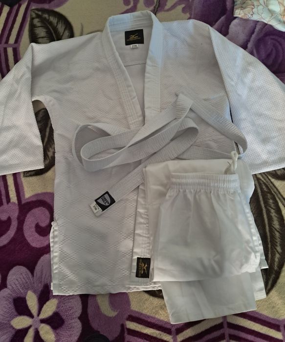 Кимоно новое не разу не надевали