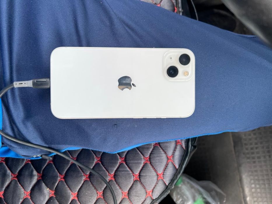 Срочно продам айфон 13 256гб