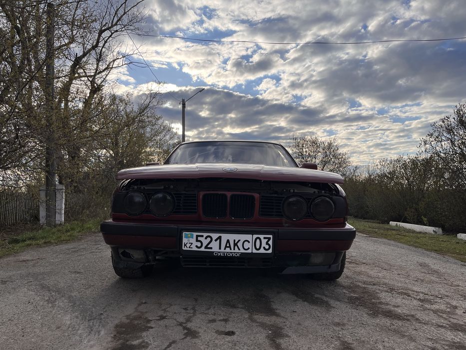 Продам БМВ Е34…..