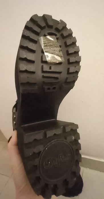 Buffalo, нови с етикет