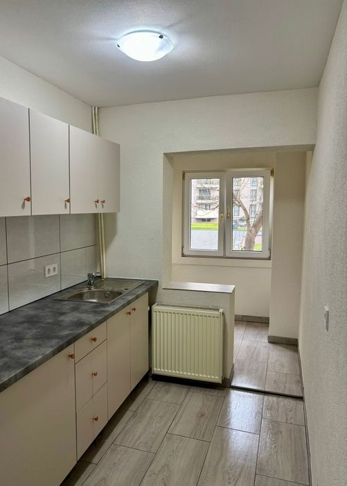 Garsoniera de închiriat