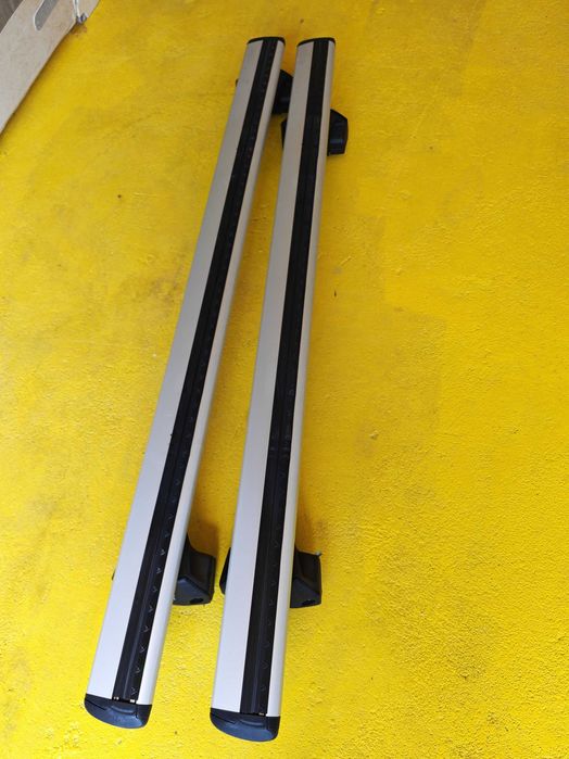 Vand cutie portbagaj THULE + set complet bare Thule
