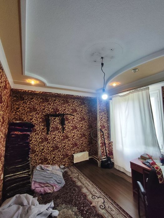 Коратош Караташ Qoratosh Чорсу 2-Этаж 4 хона кил 90м²