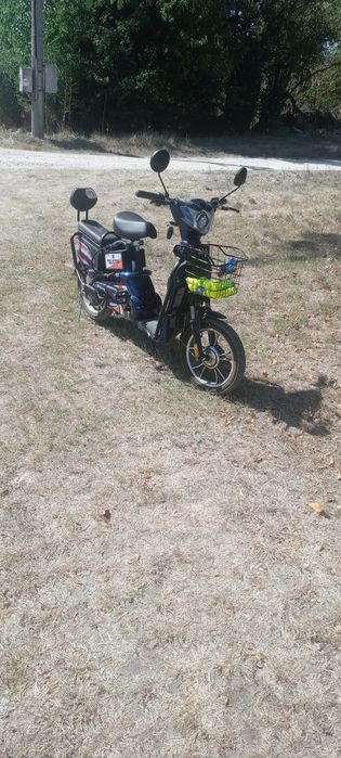 Ел скутер почти нов