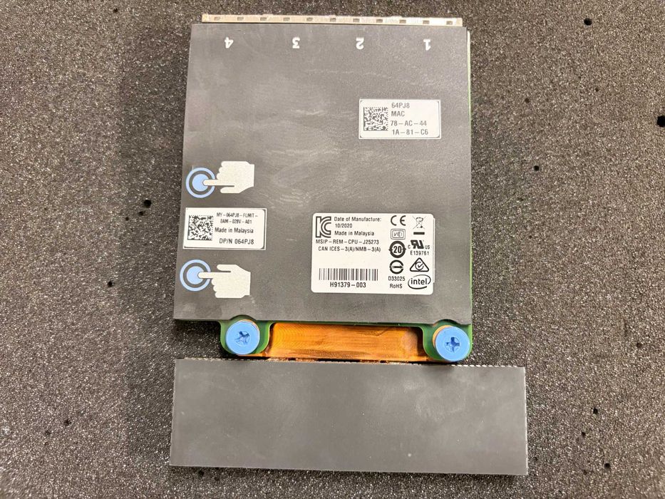 Dell Intel X550-T4 Quad Port 10GbE RJ-45 мрежова карта за PowerEdge сървъри