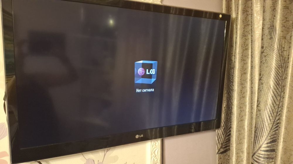 Телевизор 129 см диагональ LG