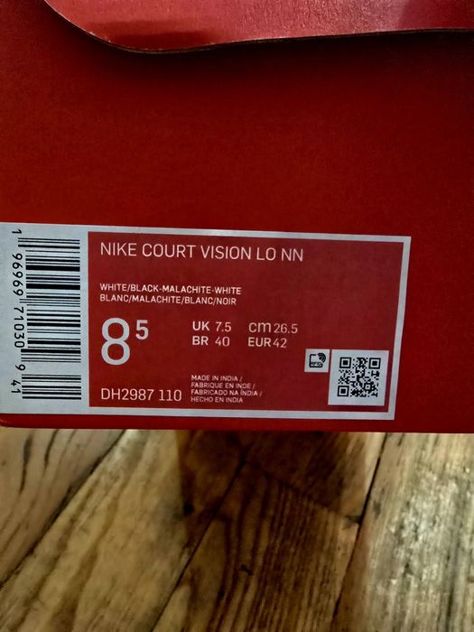 Нови обувки nike