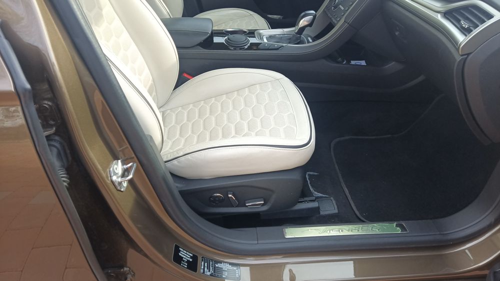 Ford Mondeo Vignale Hybrid