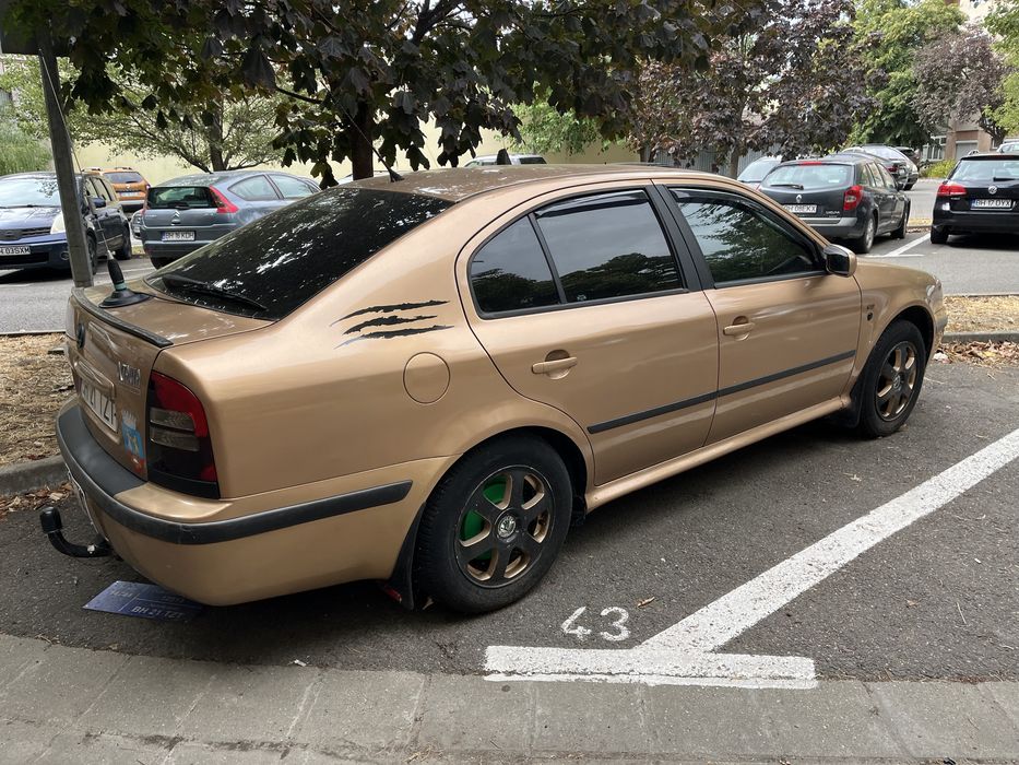 Skoda Octavia 1 1.600 cm2 Benzina