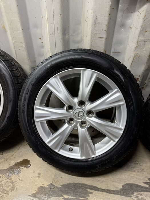 Продам комплект дисков с резиной