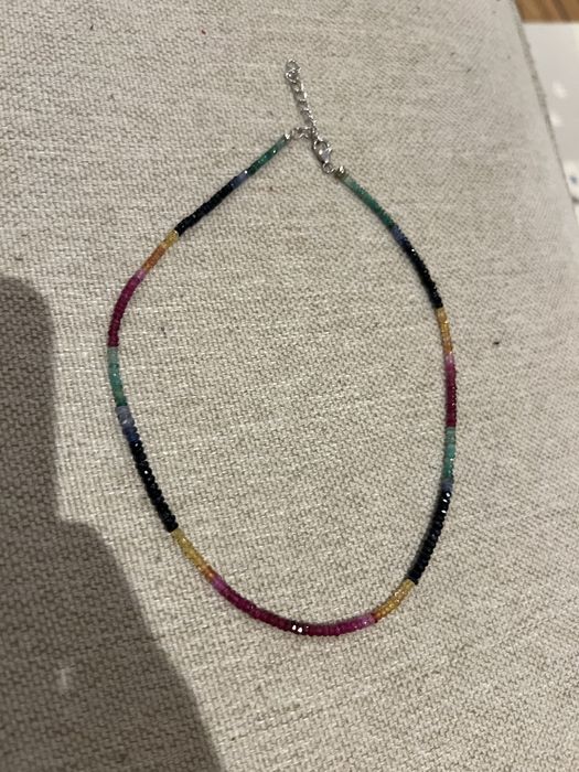 Гердани в различни цветове от камънии,