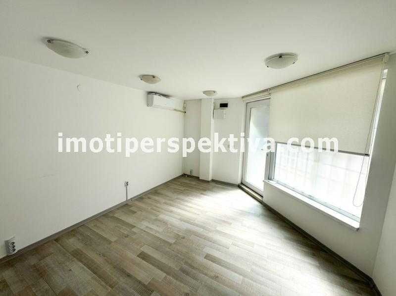 Продава се Едностаен апартамент в Пловдив, Център - 27 кв.м за 1758 €/кв.м - Снимка #1