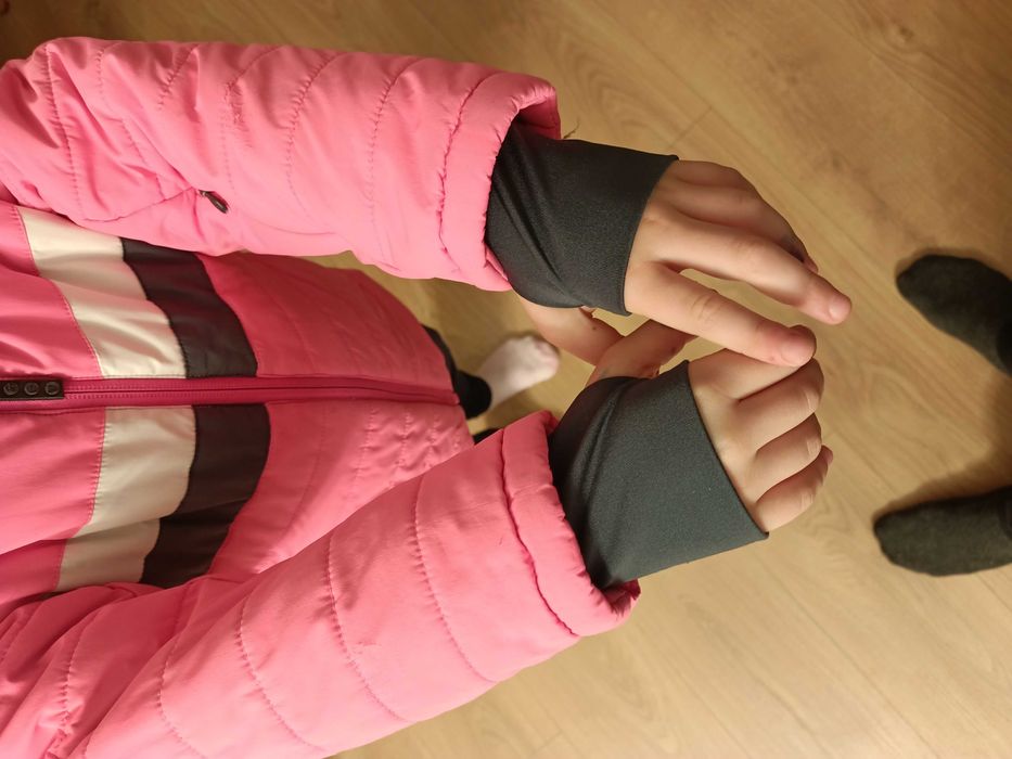 Vând geaca iarna Lego Wear fetițe 4-5 ani mărime 104