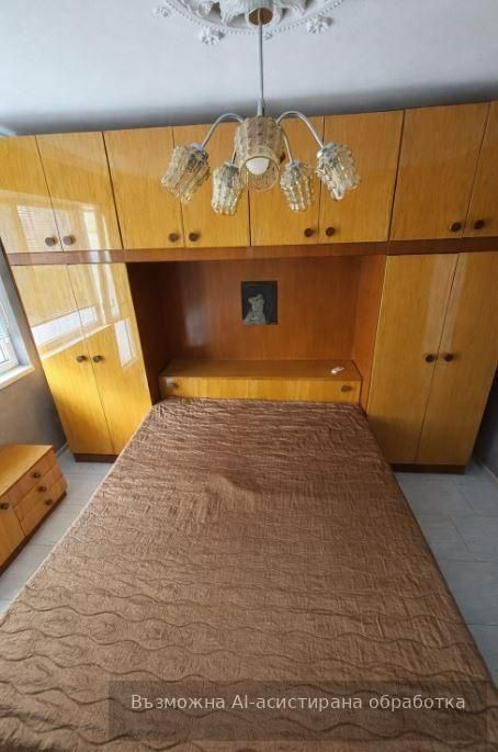 Дава се под наем Двустаен апартамент в Варна, Център - 55 кв.м за 458.49 € - Снимка #3