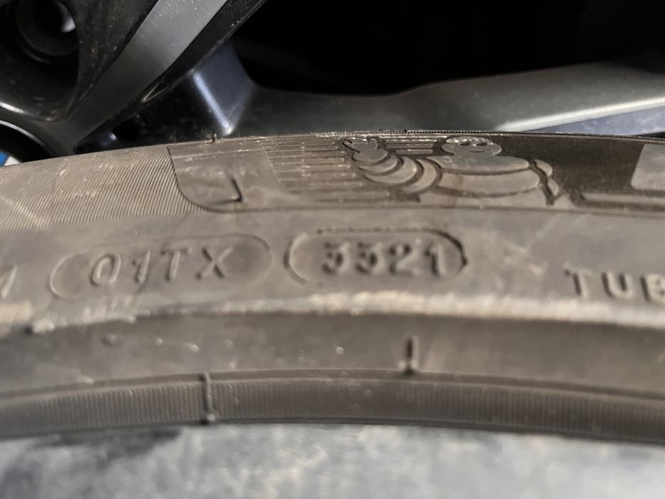 Roti de iarna originale BMW X5/X6 MSport cu anvelope Michelin