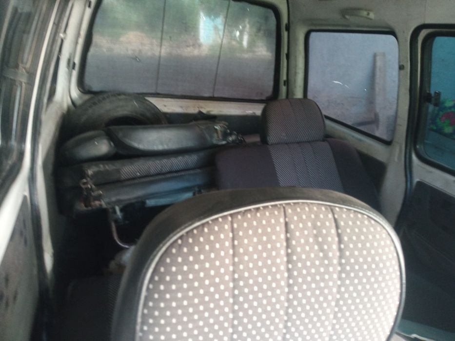 Дамас срочна сотилади