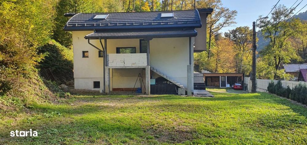 Vila tip casa pasiva, 285 mp + 47 ari teren, Valea Rosie – Baia Mare