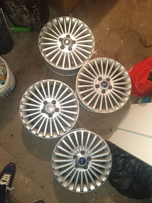 Vând 4 jante aluminiu  Ford Mondeo mk4 16 inch