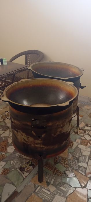 Ошхона жиҳозлари стол стул идиш товоқлар