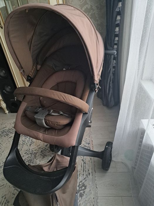 Продам коляску дисленд