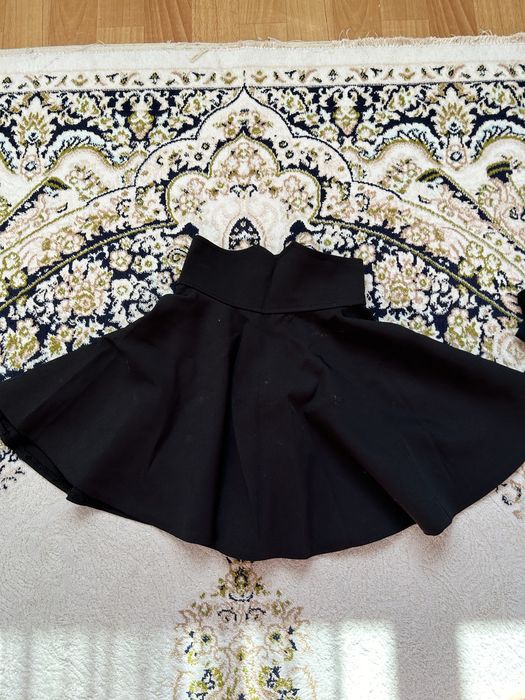 Продам одежды для школы для девочек и мальчиков