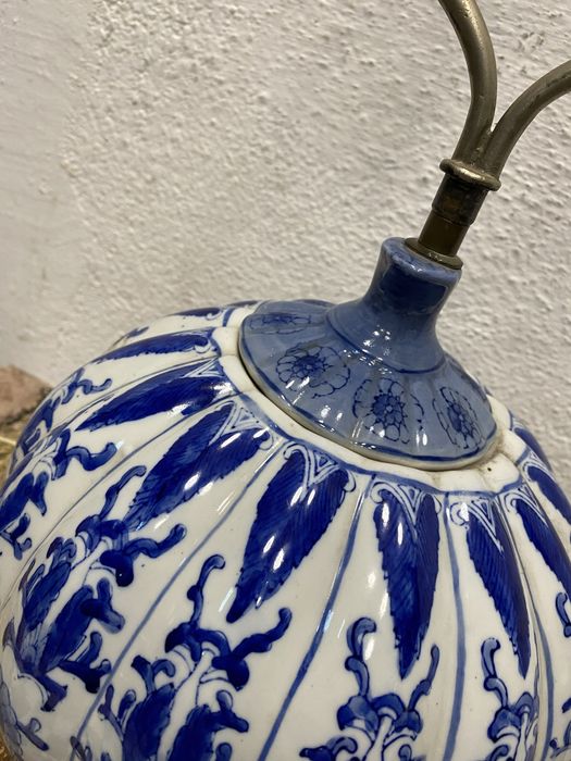 Холандска порцеланова ламп