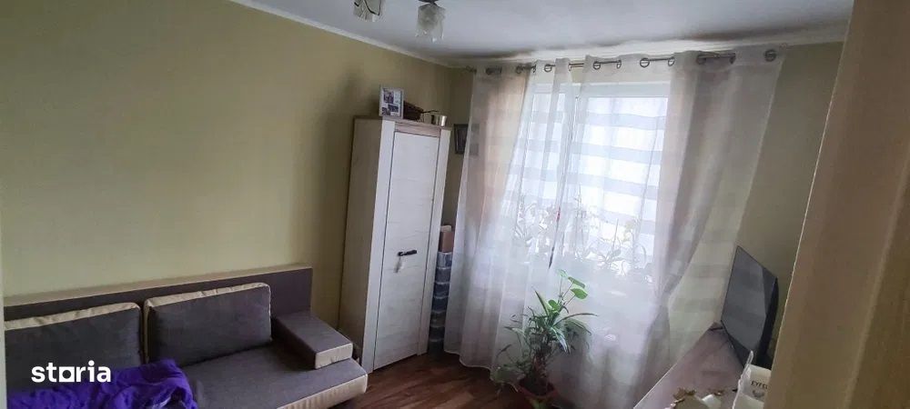 Dambu Pietros - Vanzare apartament 4 camere - Str. Ceahlau — fotografia 1